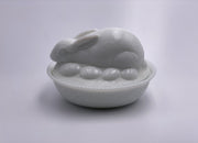 Vintage Westmoreland 'Bunny on a Nest' in Milk White (Large) image 0