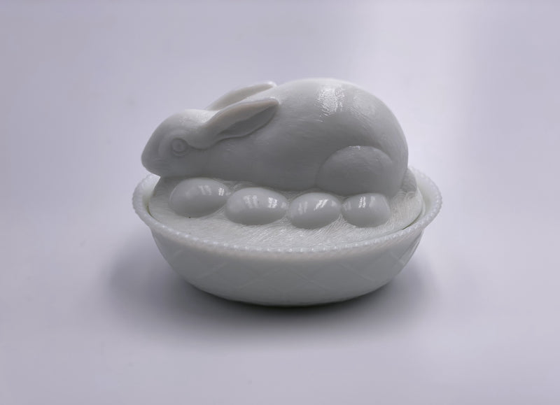 Vintage Westmoreland 'Bunny on a Nest' in Milk White (Large) image 0