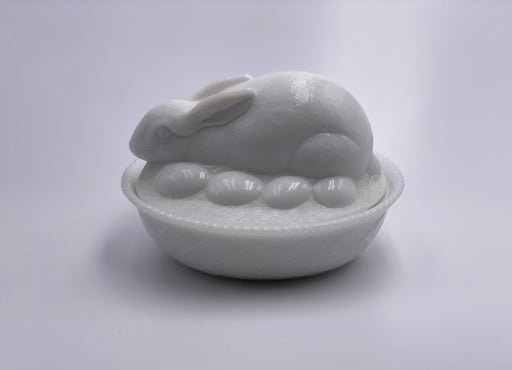 Vintage Westmoreland 'Bunny on a Nest' in Milk White (Large) image 0