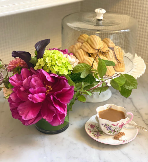 Vintage Shelley 'Stocks' Teacup & Saucer image 1