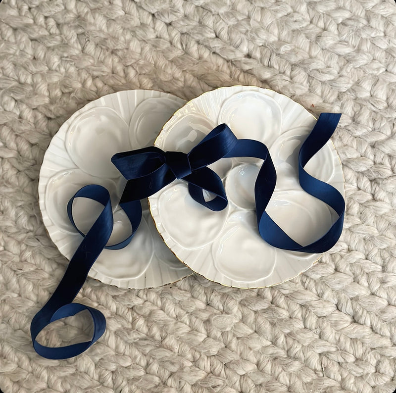 Vintage Oyster Plate in 'White with Gold Rim' image 1