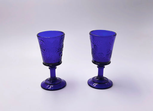 Vintage 'Strawberry & Currant' Wine Glass in 'Cobalt' image 0