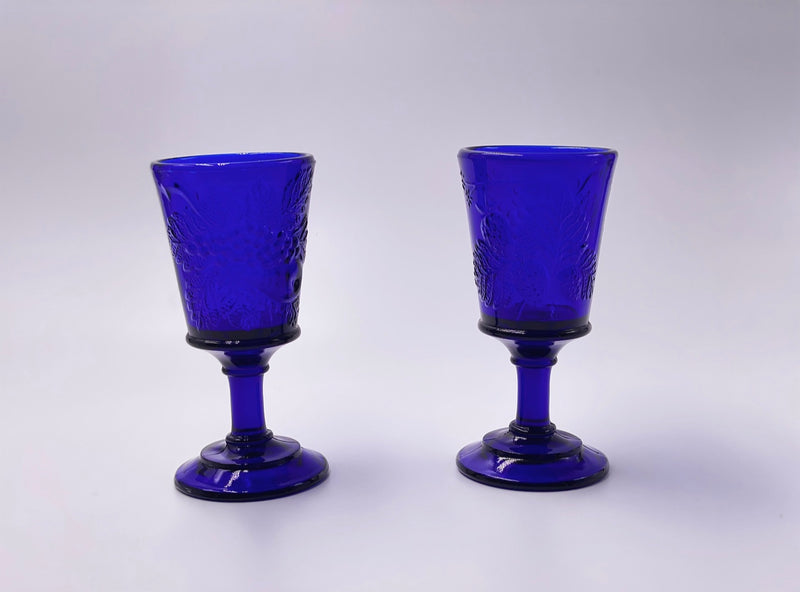 Vintage 'Strawberry & Currant' Wine Glass in 'Cobalt' image 1