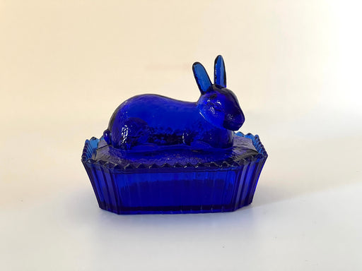 Vintage 'Westmoreland' Bunny on Basket in 'Blue' image 0