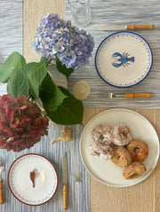 Box Set of (3) ‘Sea Shell’ Plates image 3