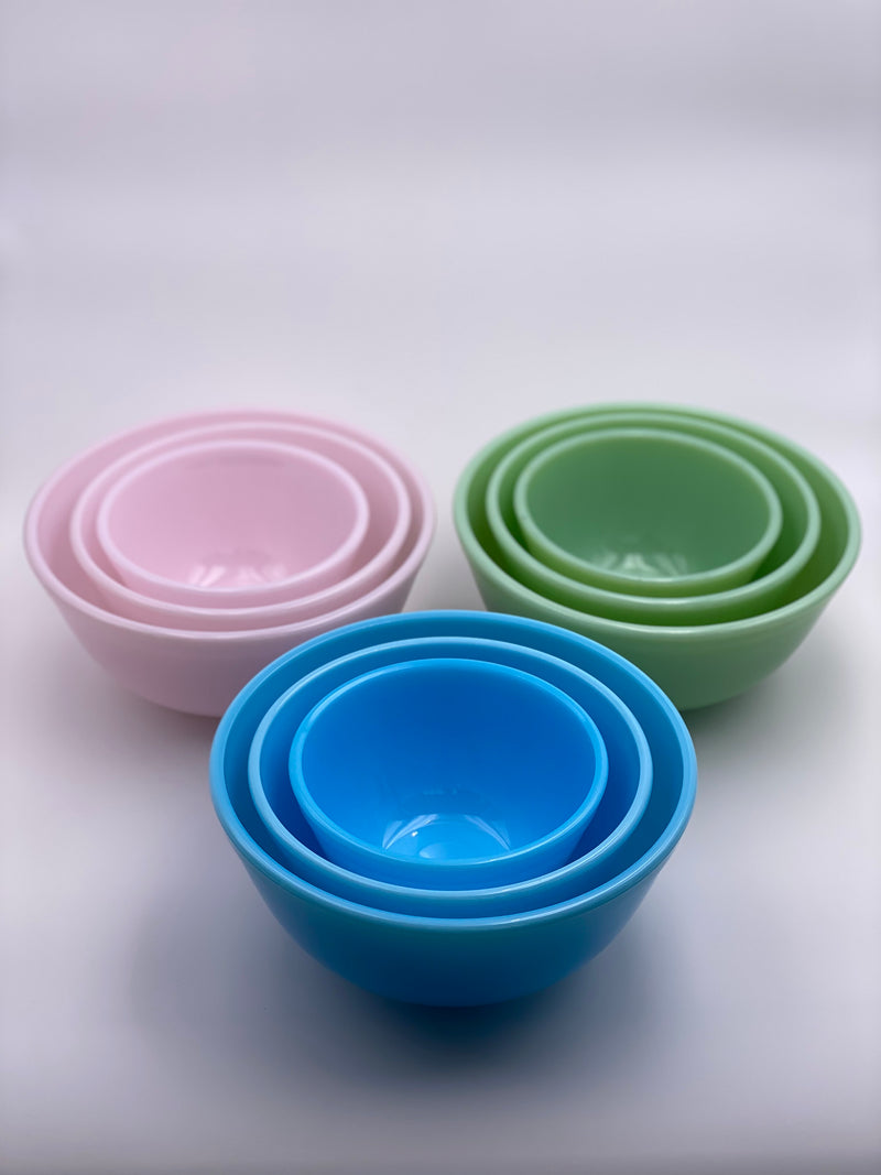 Glass Mixing Bowl Trio in 'Jadeite' image 4