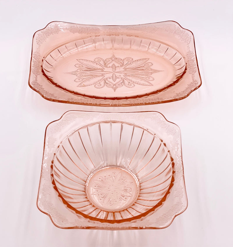 Vintage 'Poinsettia’ Serving Platter in 'Pink' image 1