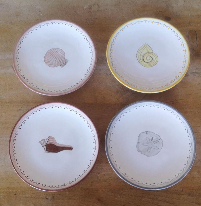 Box Set of (4) ‘Sea Shell’ Plates