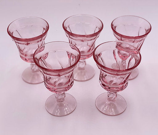 Vintage 'Jamestown' Wine Glass in 'Pink'