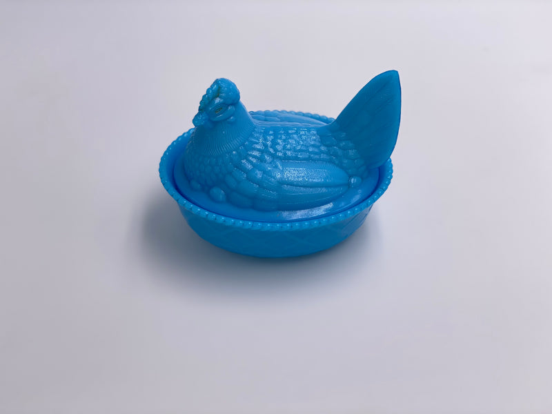 Vintage Westmoreland 'Hen on a Nest' in Opaque Blue image 2