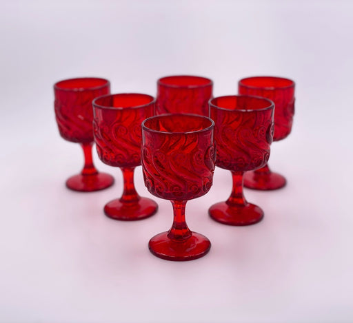 Vintage 'S' Wine Glass in 'Ruby Red' image 1