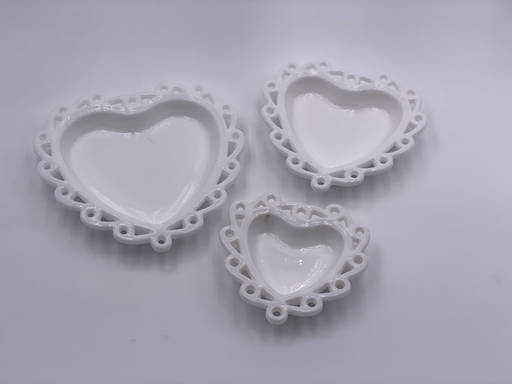 Trio of 'Nesting' Heart Dishes in 'Milk White' (Set of Three) image 0