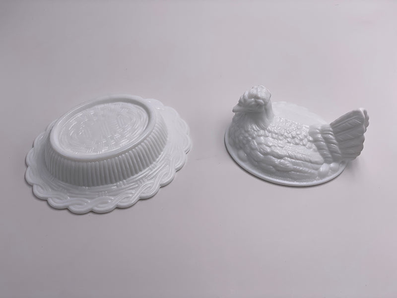 Mosser Glass 'Hen on Nest' in 'Milk White' image 2
