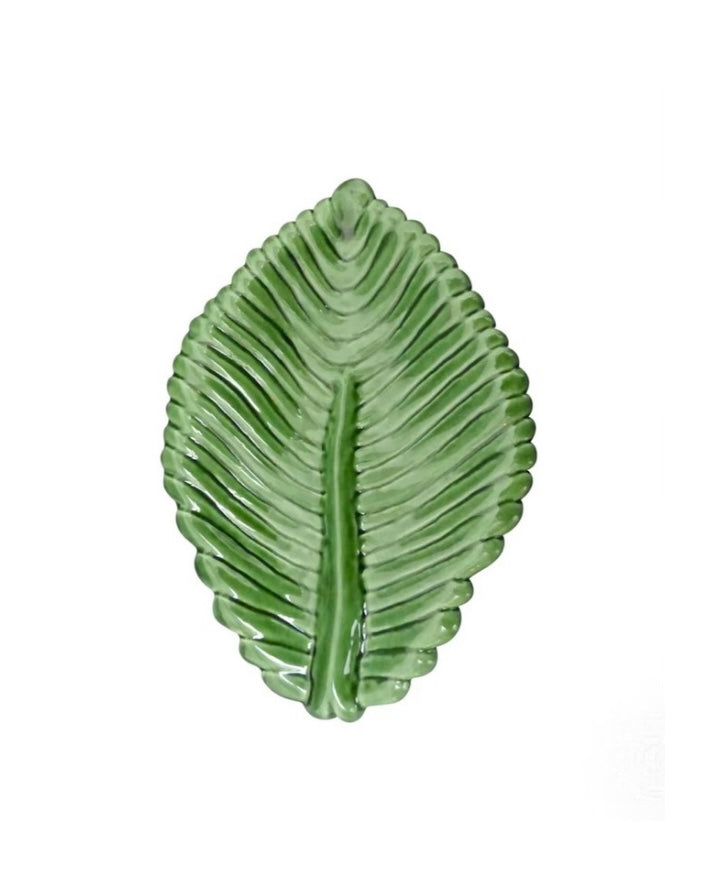 'Ribbed Leaf' Plate in Green image 0