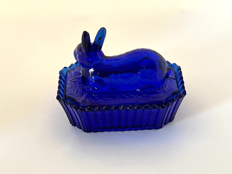 Vintage 'Westmoreland' Bunny on Basket in 'Blue' image 3