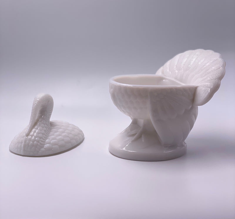 Vintage 'Turkey' Covered Dish in 'Milk Glass' image 1