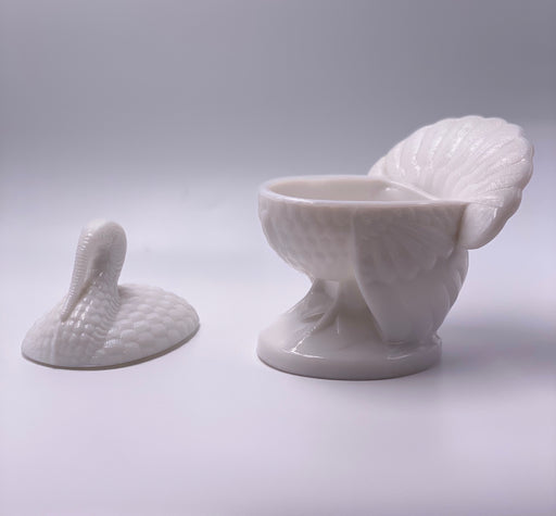 Vintage 'Turkey' Covered Dish in 'Milk Glass' image 1