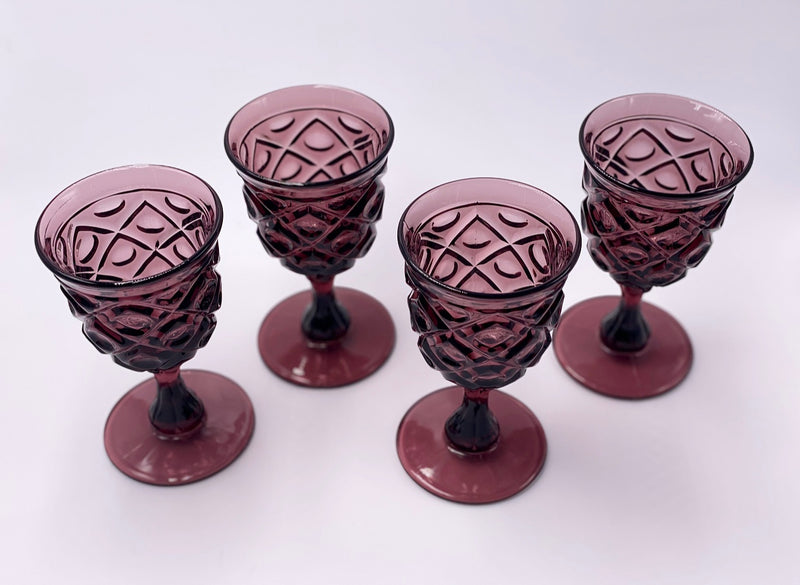 Vintage 'Diamond Thumbprint' in 'Amethyst' image 2