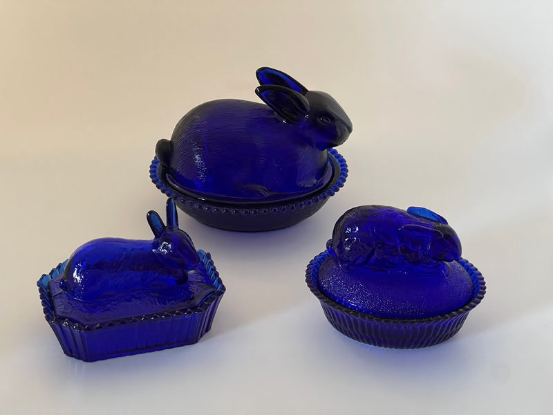 Vintage 'Westmoreland' Bunny on Basket in 'Blue' image 2