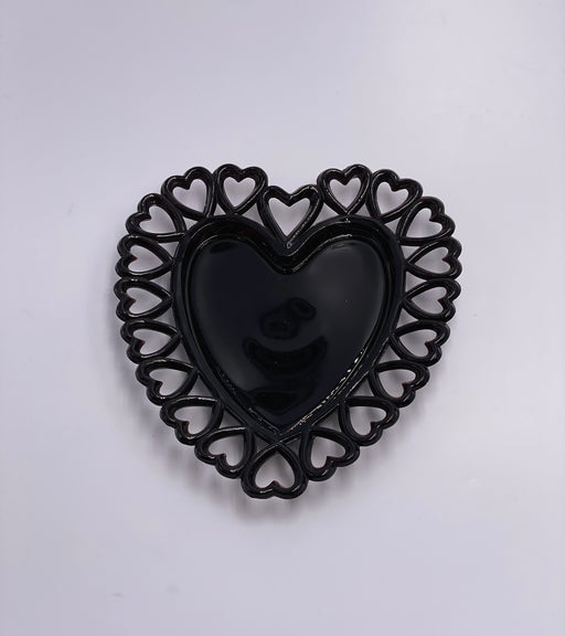 Vintage Westmoreland 'Heart Plate' in 'Black' image 0